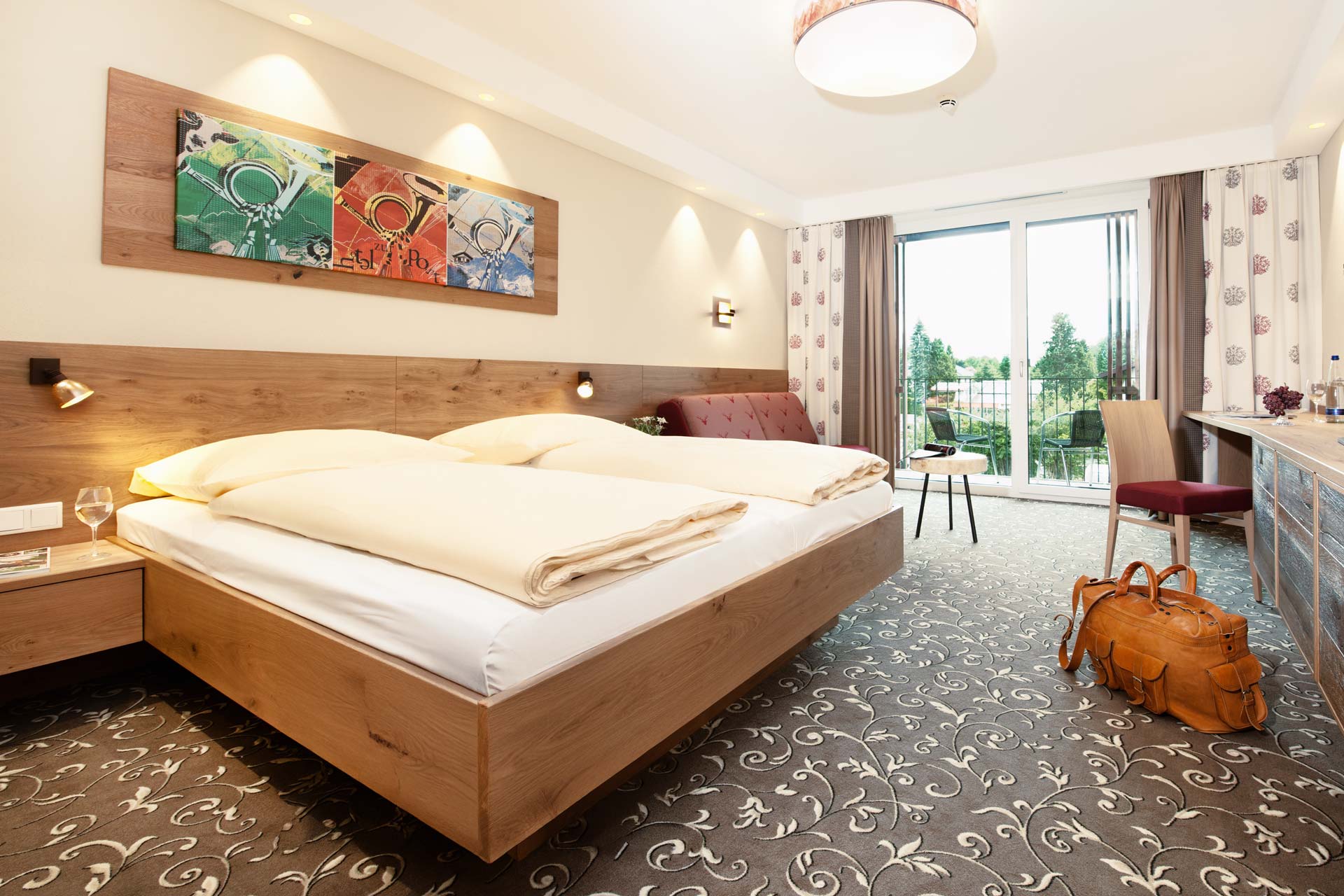 Abbildung eines modernen Doppelzimmers im Poststadl des Hotels zur Post Rohrdorf